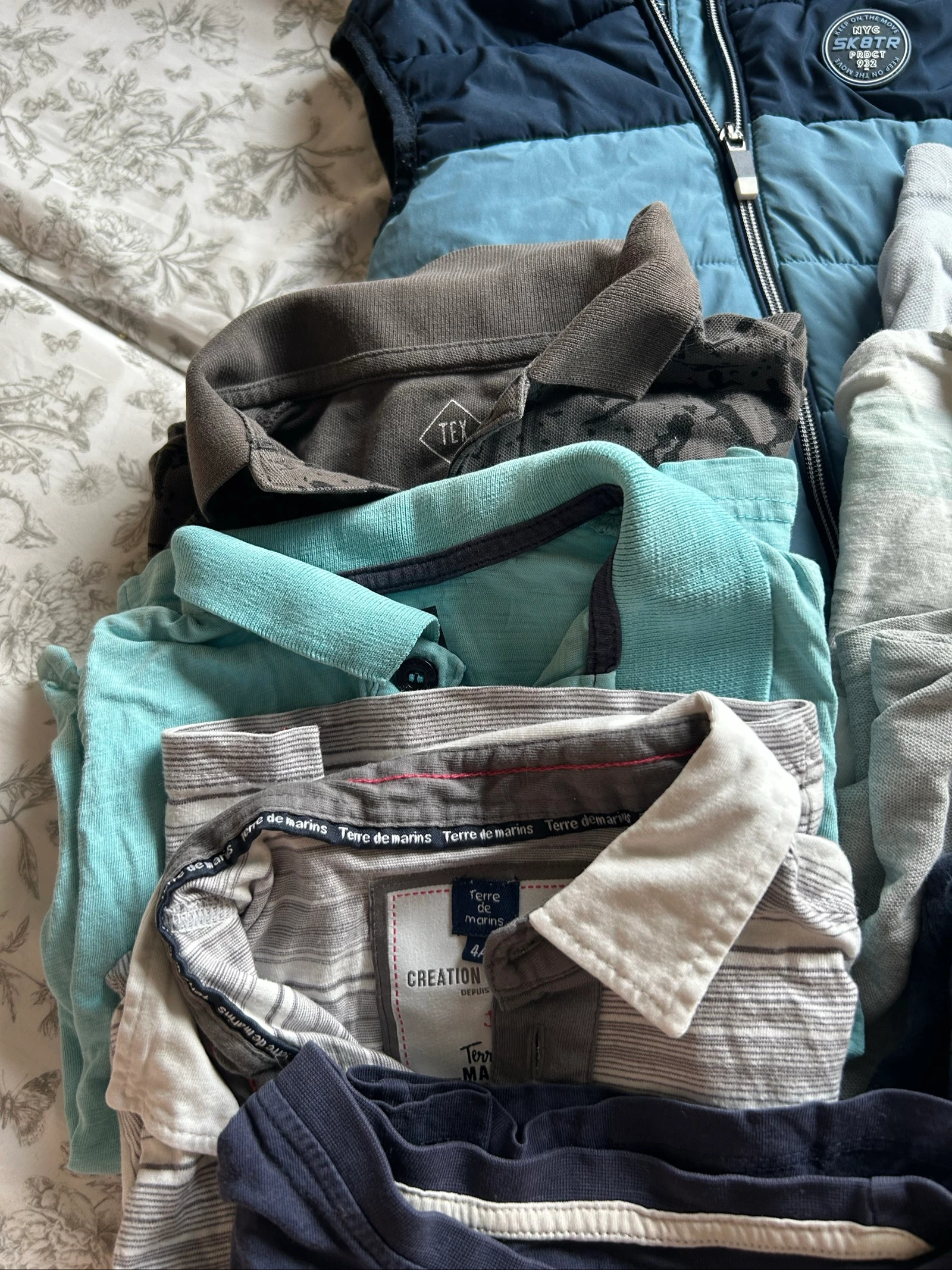 Lot de vêtements taille 4 ans  – photo 5